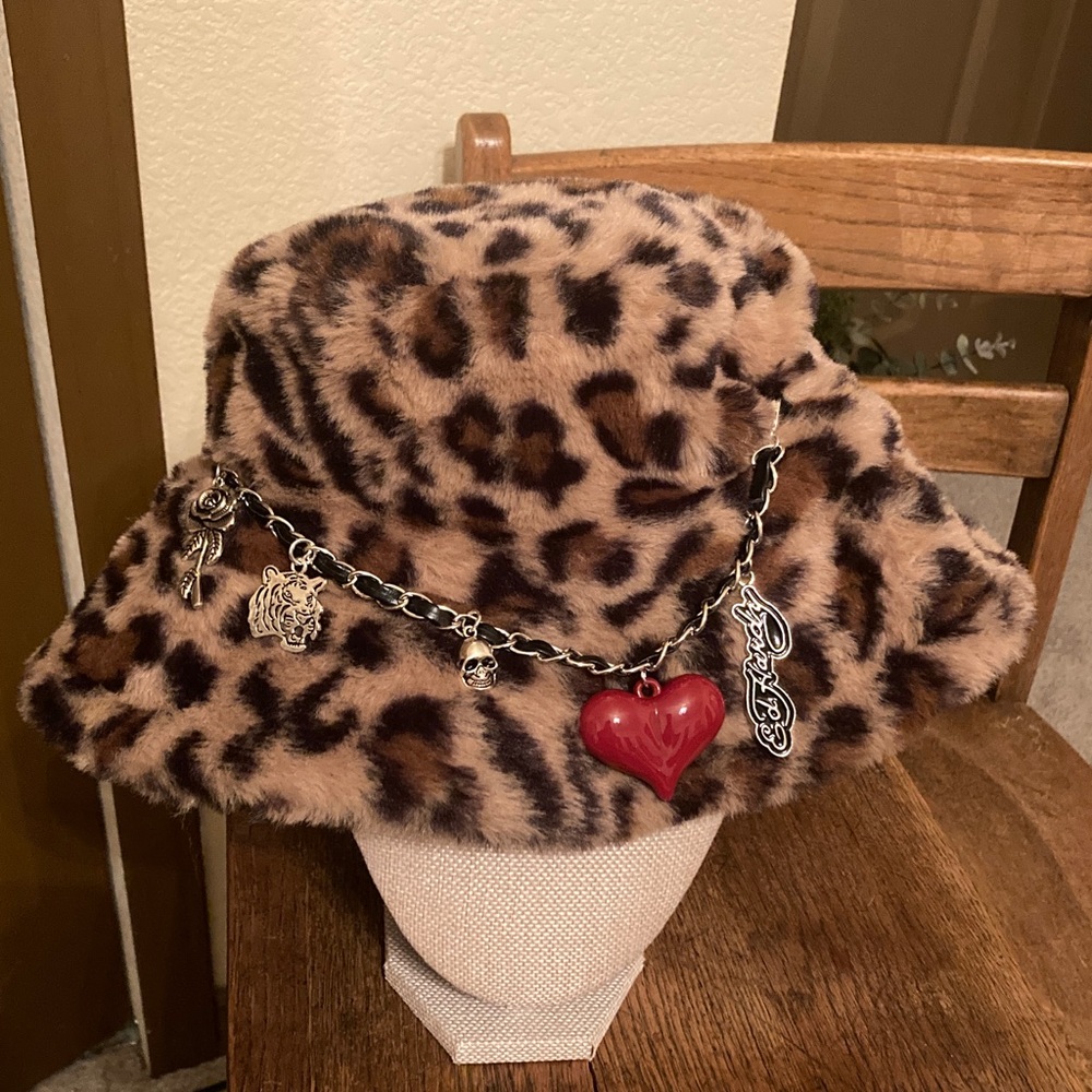 Ed Hardy Charm ❤️ Leopard Print Bucket Hat NWT